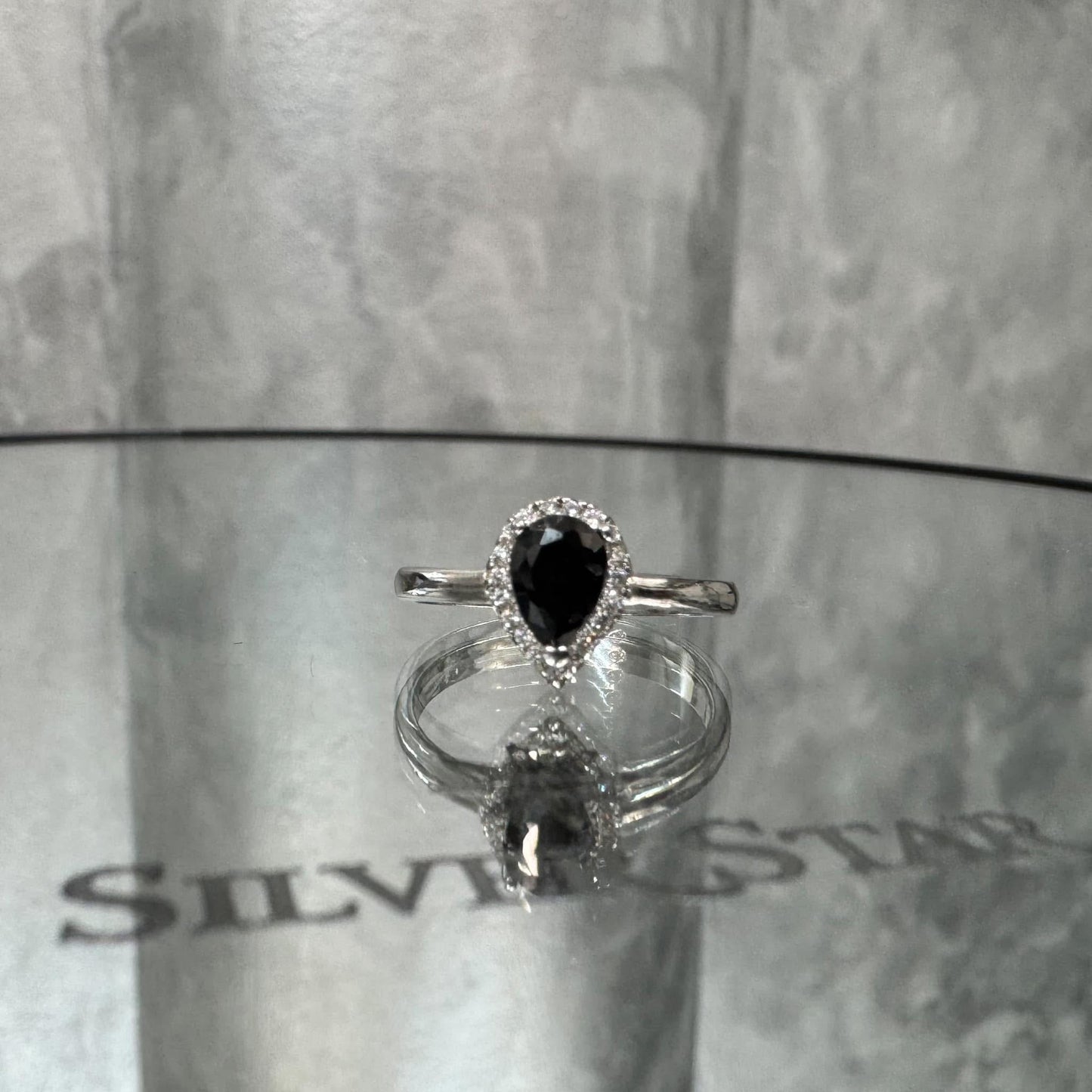 Srebrni prsten u obliku suze - Silver Star