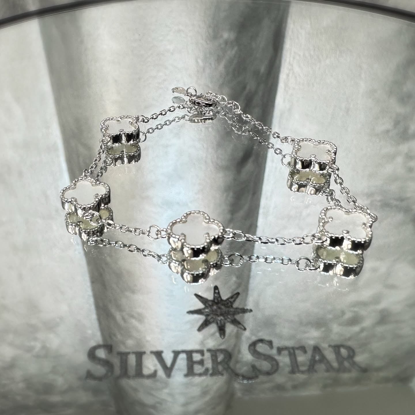 Srebrna narukvica CLOVER sa pet djetelina u nizu - Silver Star