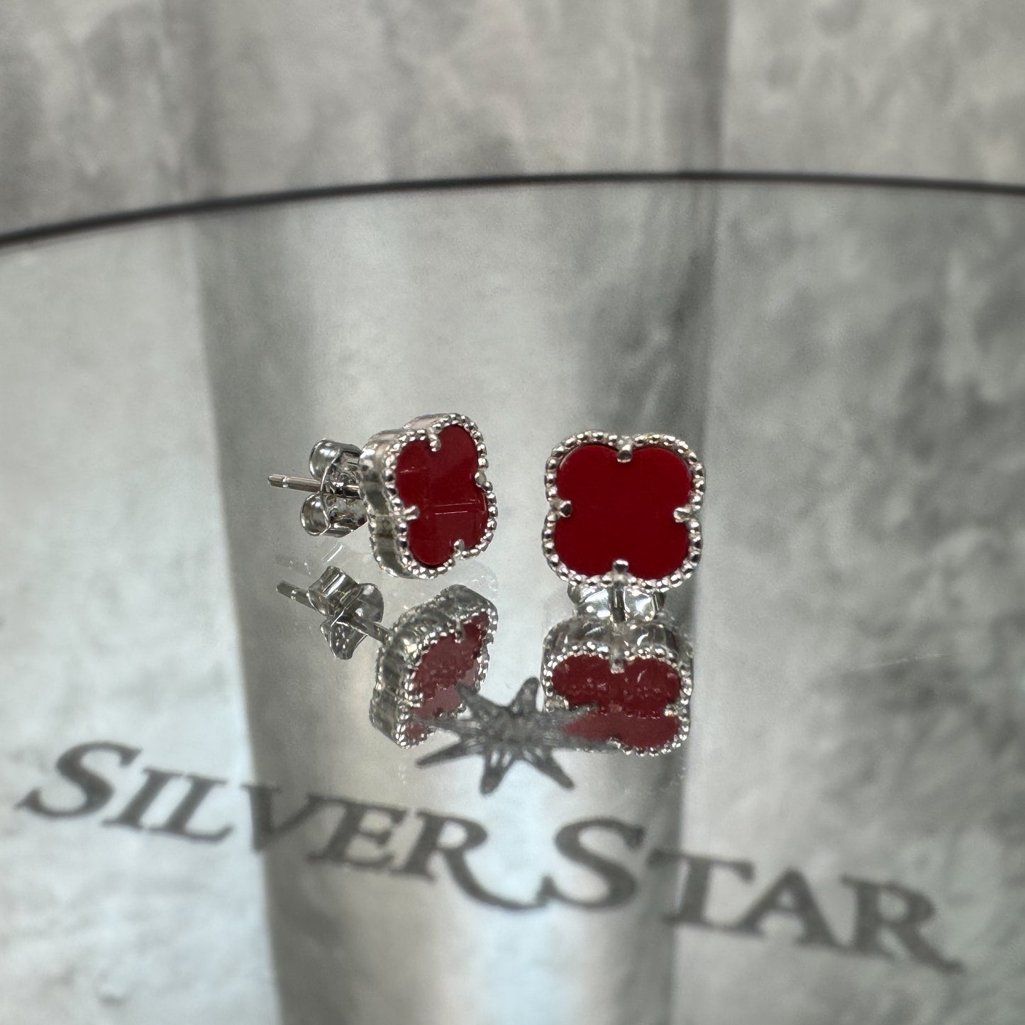 Srebrne naušnice CLOVER - Silver Star