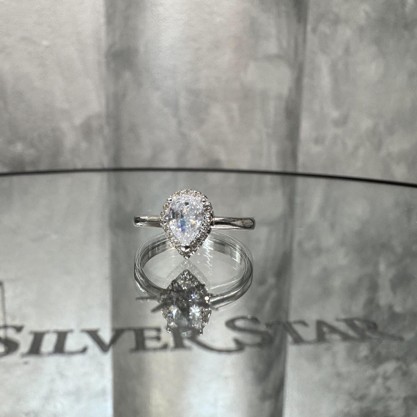 Srebrni prsten u obliku suze - Silver Star