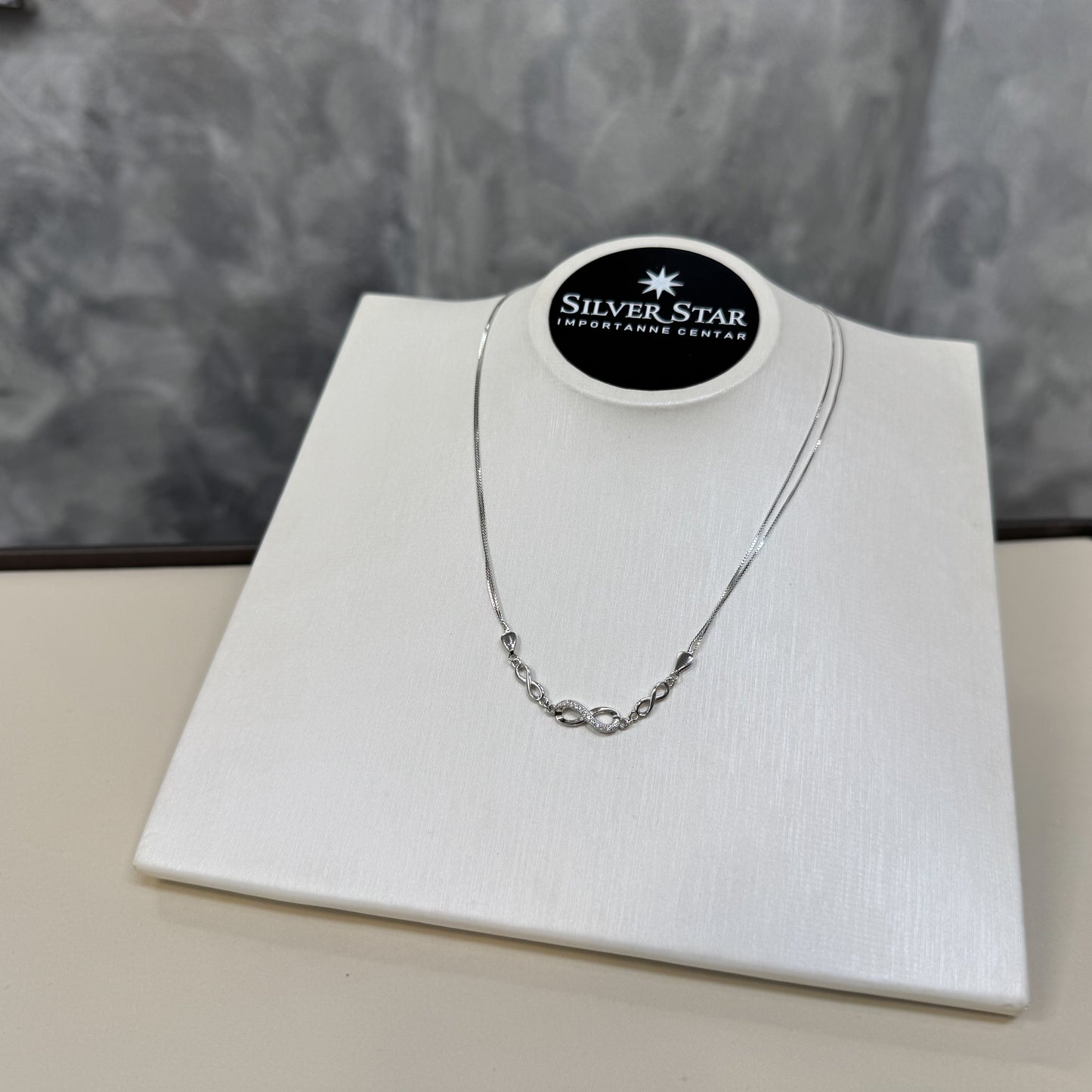 Srebrna ogrlica infinity - Silver Star