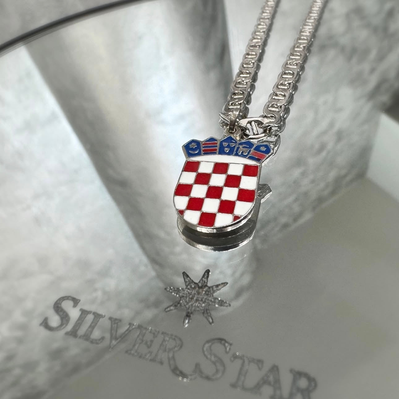 Srebrni lanac sa privjeskom Hrvatski grb - Silver Star