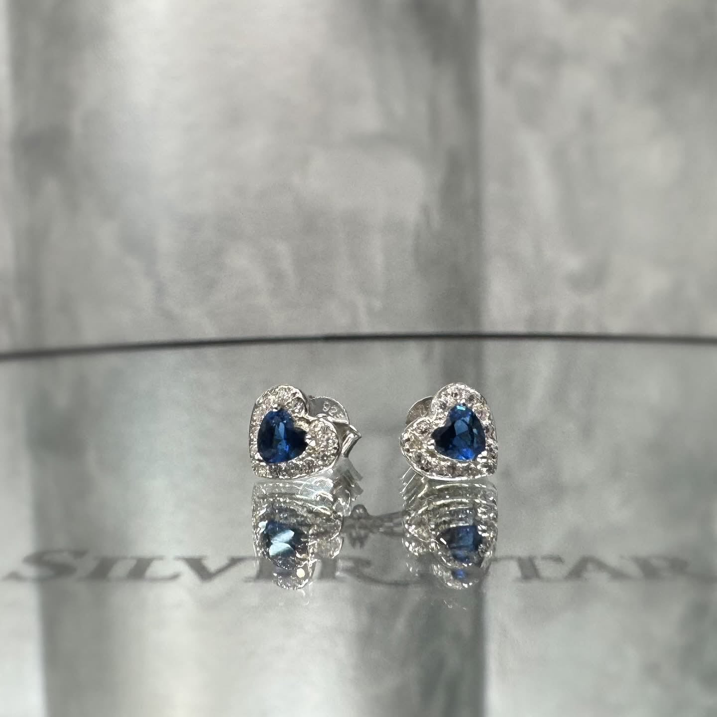 Srebrne naušnice u obliku srca - Silver Star