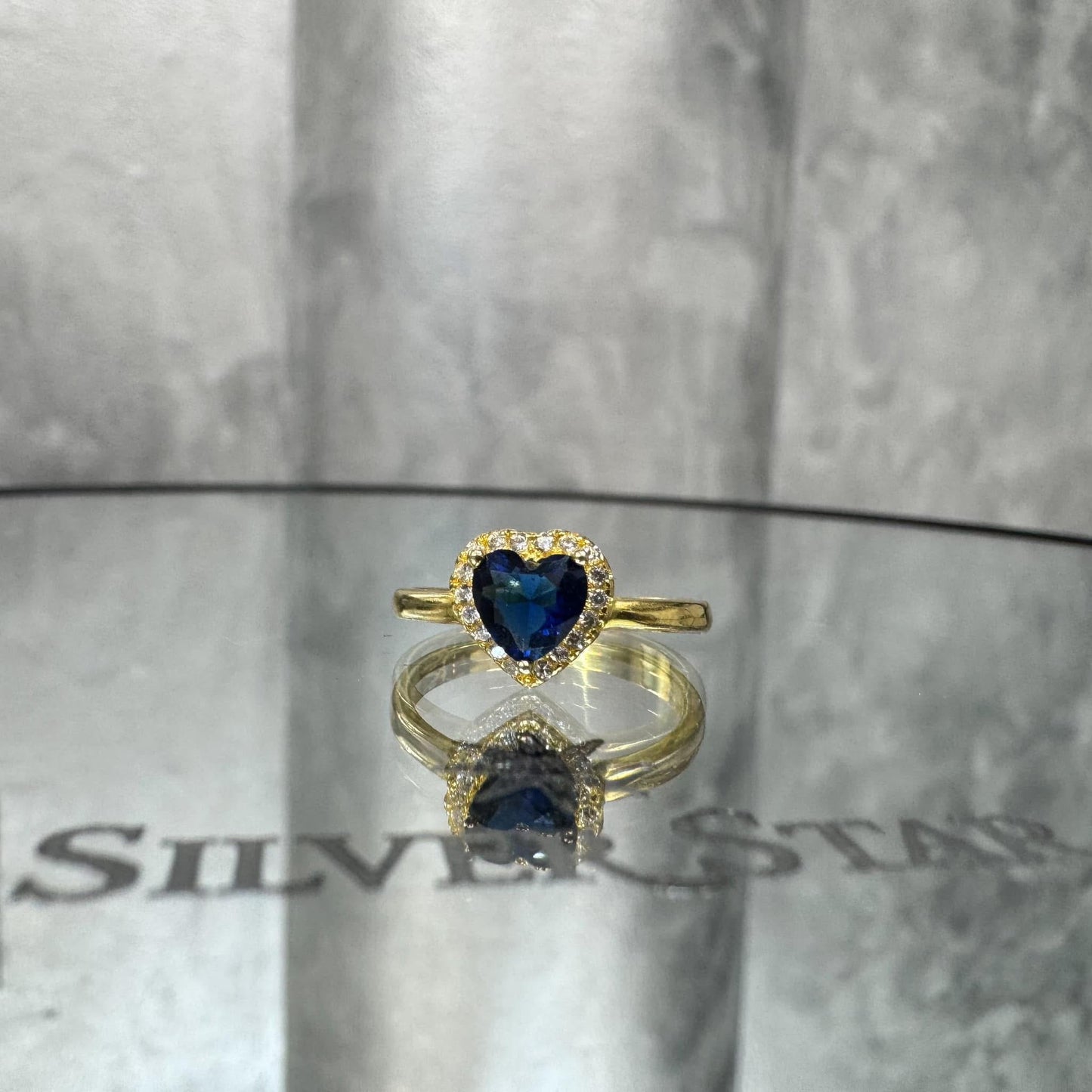 Srebrni prsten u obliku srca - Silver Star