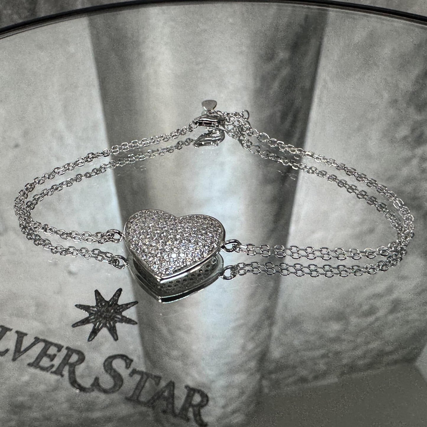 Srebrna narukvica u obliku srca sa cirkonima - Silver Star