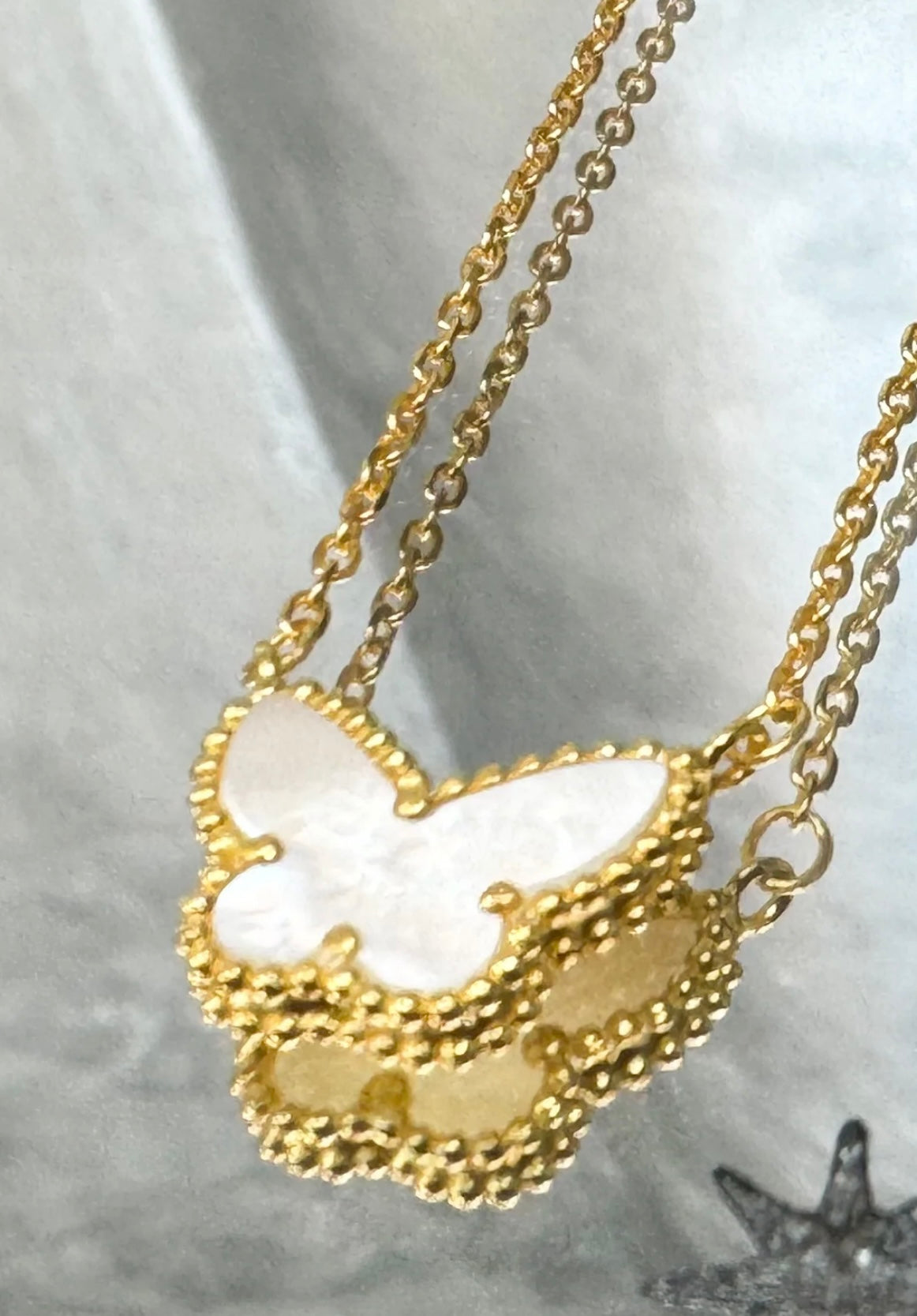 Srebrna ogrlica BUTTERFLY - Silver Star