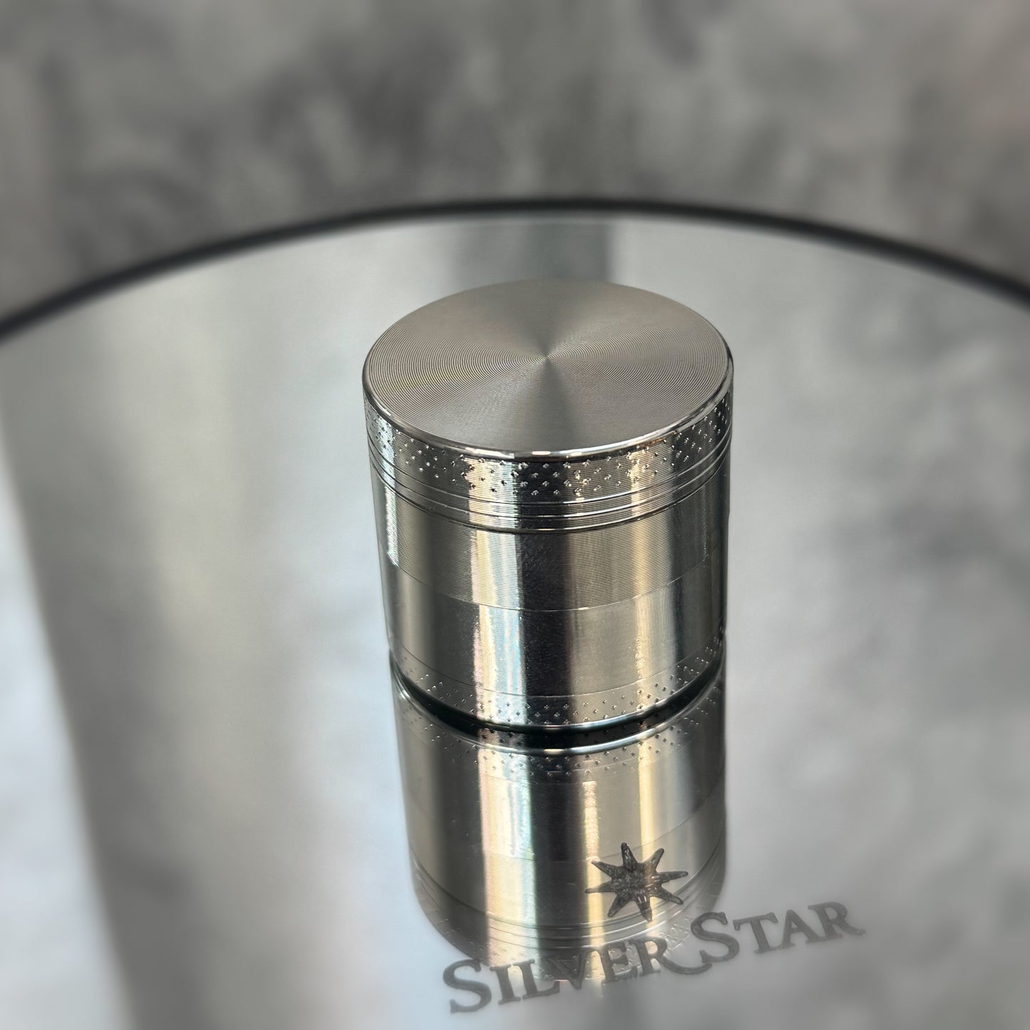Grinder / mrvilica sa graviranjem po Vašoj želji - dostupno u više boja - Silver Star