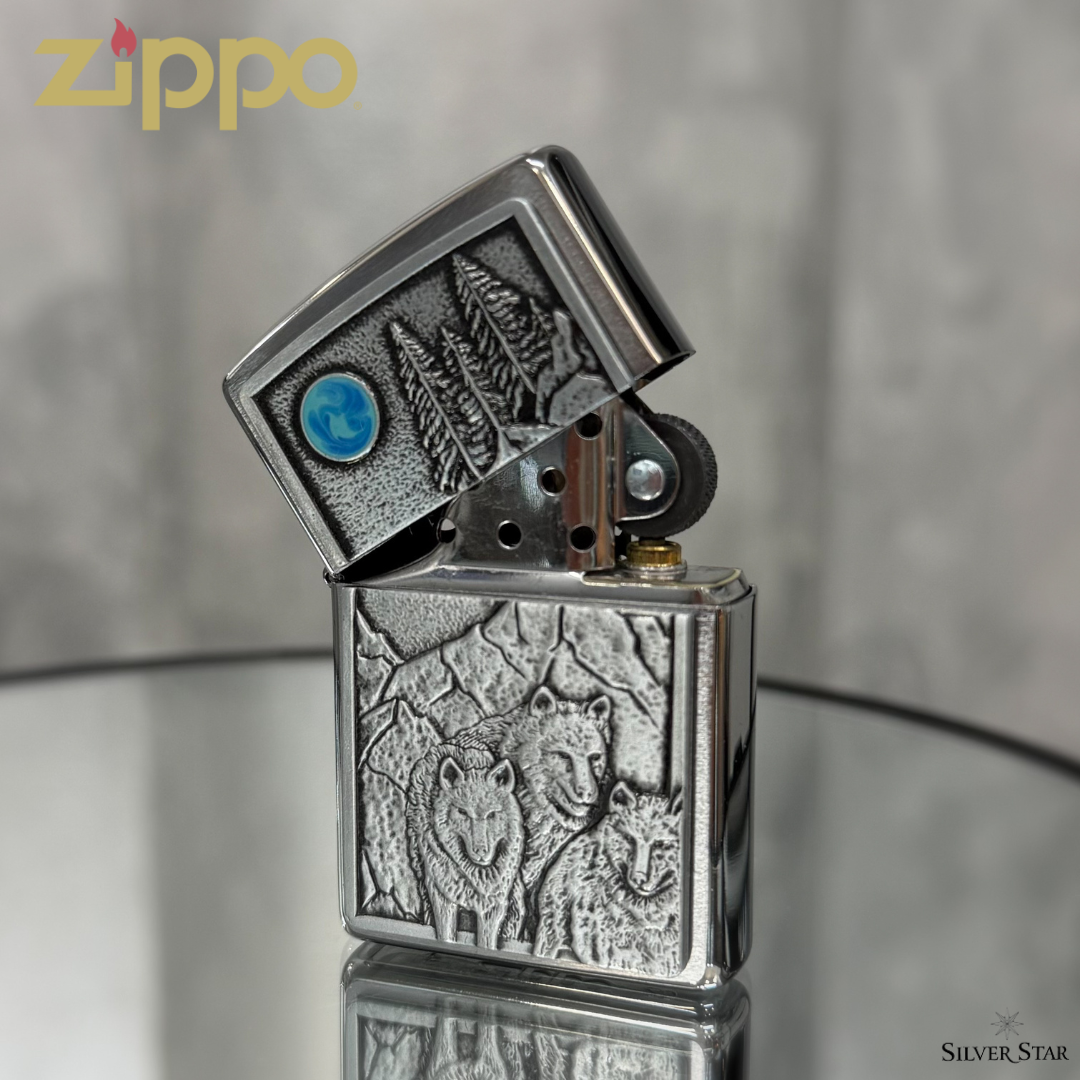 Zippo original upaljač Vukovi BLUE MOON