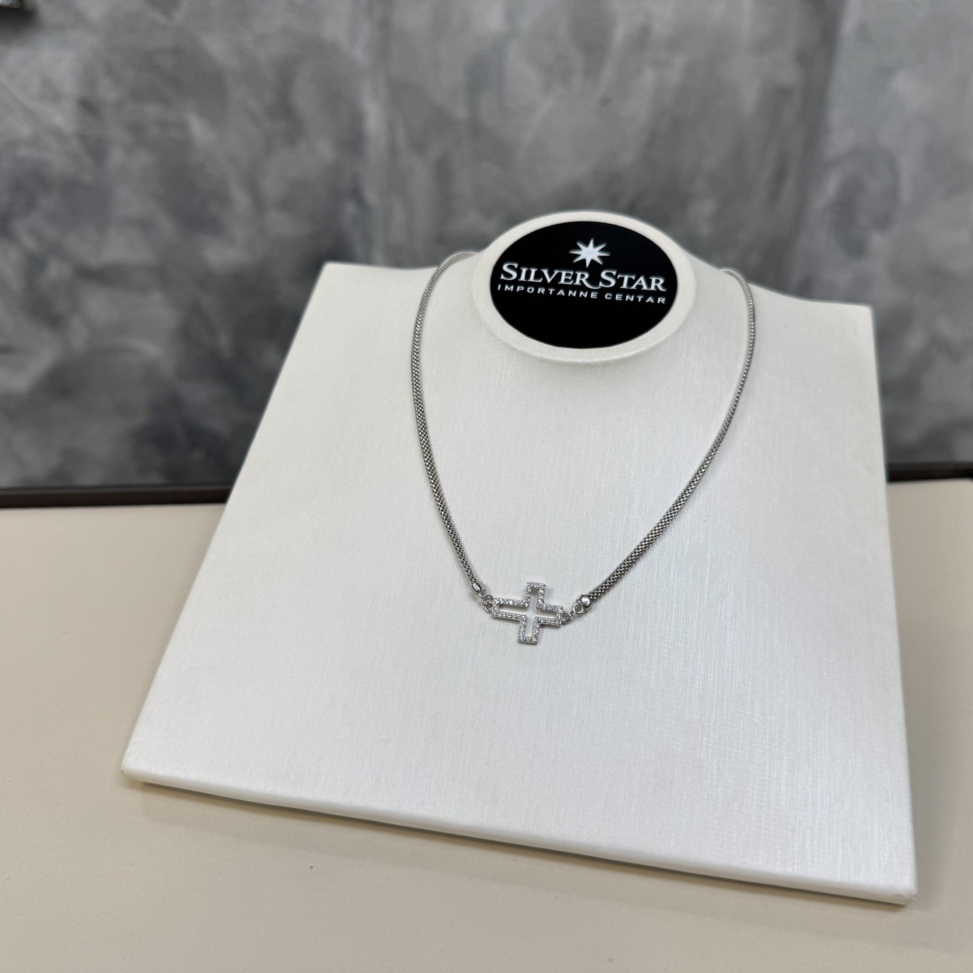 Srebrna ogrlica CALZA križ - Silver Star