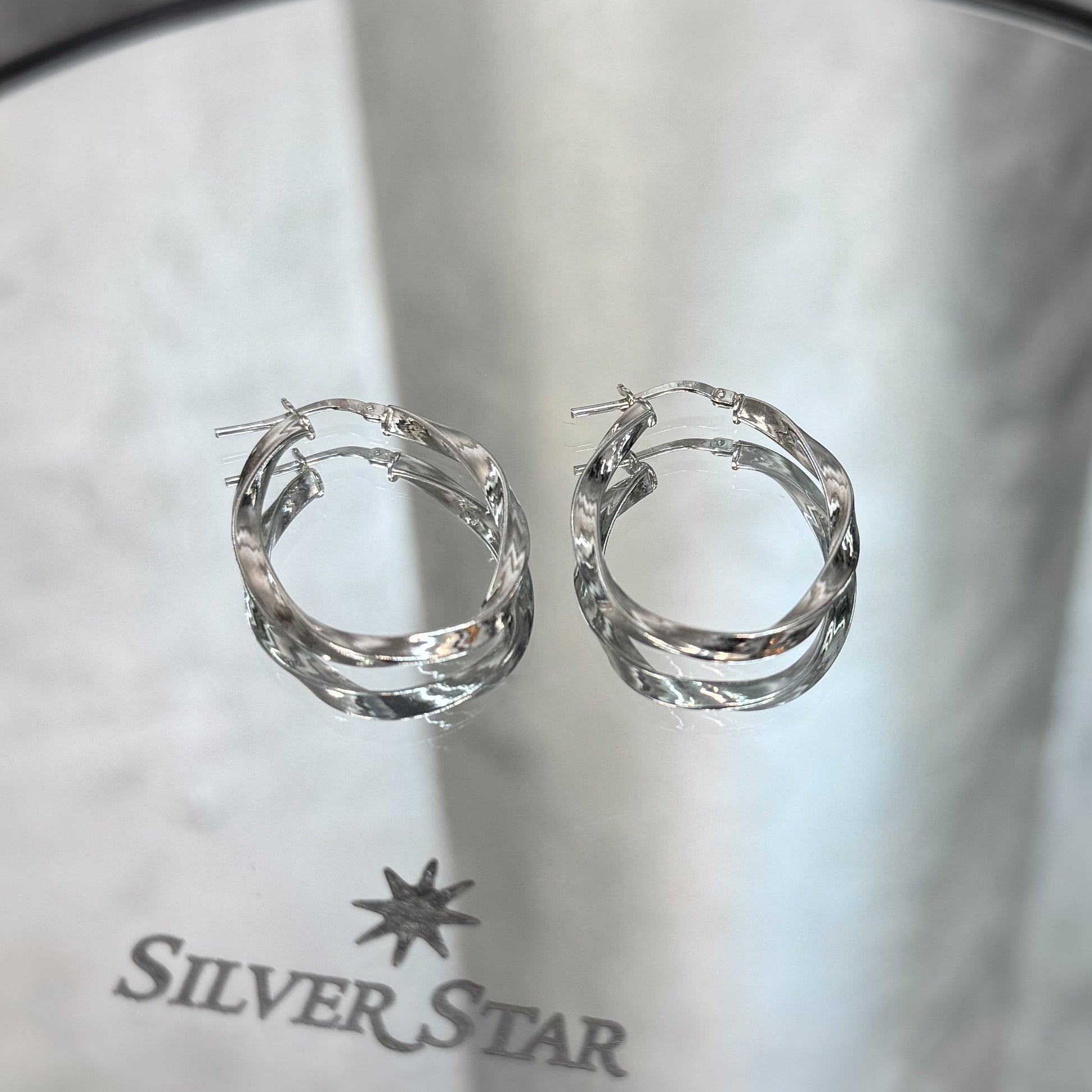 Srebrne naušnice ringovi ovalni - Silver Star