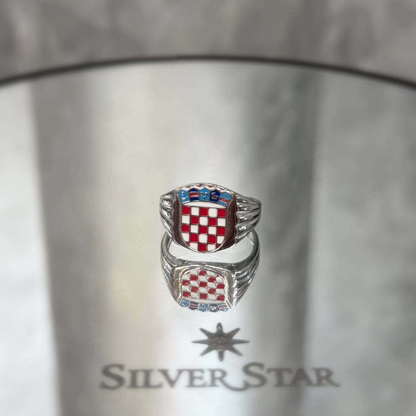 Srebrni muški prsten pečatnjak Hrvatski grb