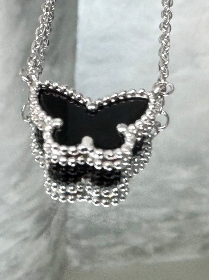 Srebrna ogrlica BUTTERFLY - Silver Star